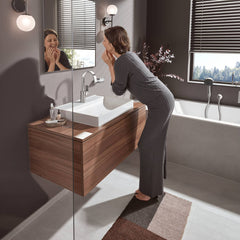 Vivenis Single-hole Faucet 210 with Swivel Spout and Pop-Up Drain, 1.2 GPM in Chrome | product photo