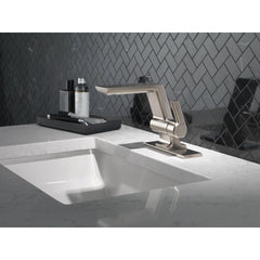 Pivotal Single Hole Bathroom Faucet with Drain Assembly and DIAMOND™ Seal Technology in Stainless | product photo