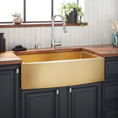 Atlas 33" L Farmhouse / Apron Kitchen Sink in Matte Gold | product photo