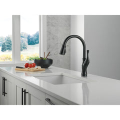 Touchless Kitchen Faucet in Matte Black | product photo