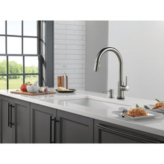 Trinsic VoiceIQ Touch Kitchen Faucet with Touchless Technology in Black Stainless | product photo
