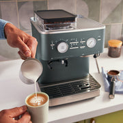 Specs | KitchenAid KES6551 specifications graphic showing machine features and dimensions