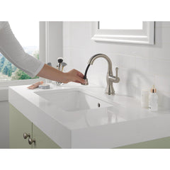 Cassidy Single Hole Pull Out Sprayer Bathroom Faucet, Single Handle Bathroom Sink Faucet in Silver | product photo