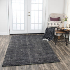 Area Rug, 5 ft x 8 ft in Black Wool and Viscose