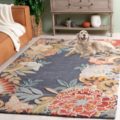 Area Rug, 5 ft x 8 ft in Gray and Rust Floral