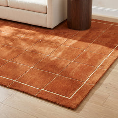 Area Rug, 5 ft x 8 ft, Wool in Orange and White