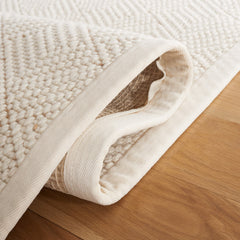Area Rug, 5 x 8 ft, Ivory Jute, Sisal and Wool with Geometric Pattern