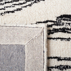 Area Rug, 6 ft x 9 ft in Black and Ivory Wool and Cotton