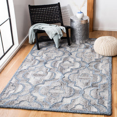 Area Rug, 6 x 9 ft in Gray with Quatrefoil Pattern