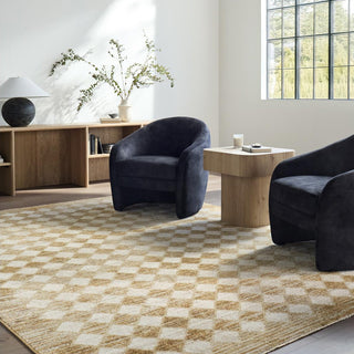 Area Rug, 7'10" x 10'2" in Brown Checkered Pattern