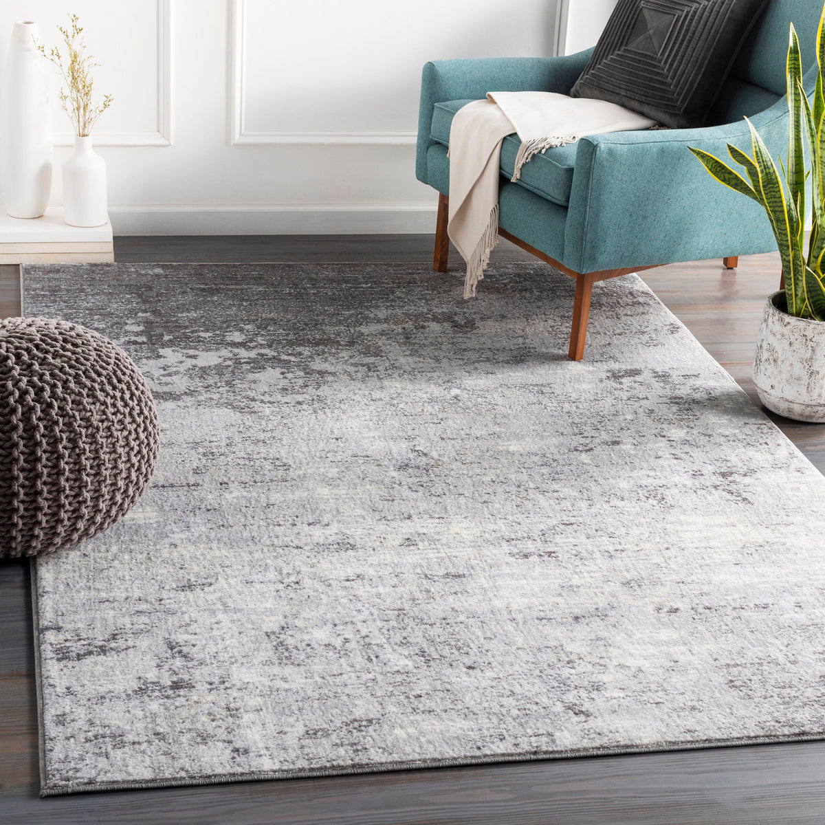 Area Rug, 7'10" x 10'3" in White Polyester with Abstract Pattern