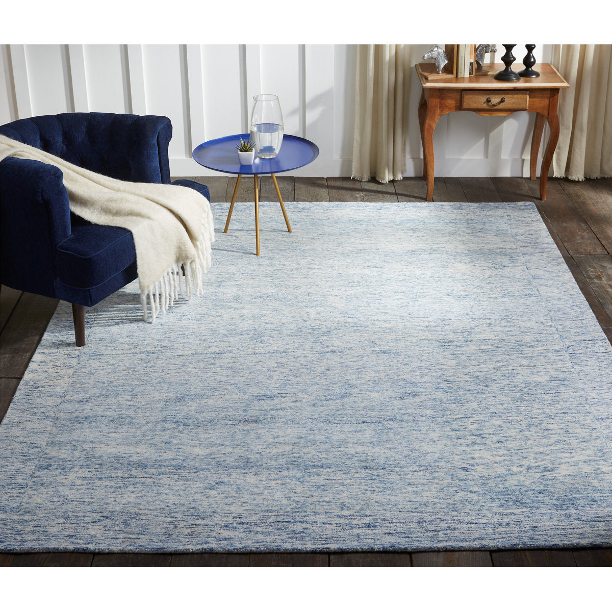 Area Rug, 7'6" x 9'6", Blue with Wool and Silk