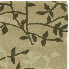Area Rug, 7'6" x 9'6", Green Wool and Viscose with Floral Pattern