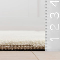 Area Rug, 7'6" x 9'6", Ivory Wool with Checkered Pattern