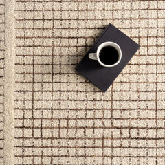 Area Rug 8'6" x 11'6" in Ivory with Wool Blend