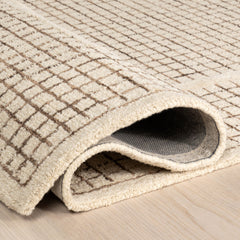 Area Rug 8'6" x 11'6" in Ivory with Wool Blend