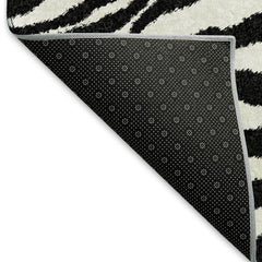 Area Rug, 8 ft x 10 ft in Pearl Animal Print Microfiber