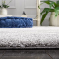 Area Rug, 8 Ft x 10 Ft with Light Gray and White Geometric Pattern