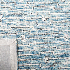 Area Rug, 8 x 10 ft, Chevron in Light Blue/Ivory