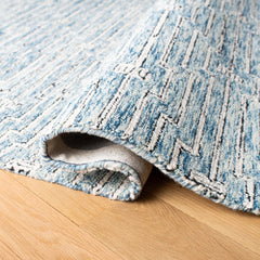 Area Rug, 8 x 10 ft, Chevron in Light Blue/Ivory