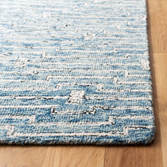 Area Rug, 8 x 10 ft, Chevron in Light Blue/Ivory