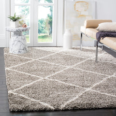 Area Rug, 8 x 10 ft, Gray and Ivory Shag with Geometric Pattern
