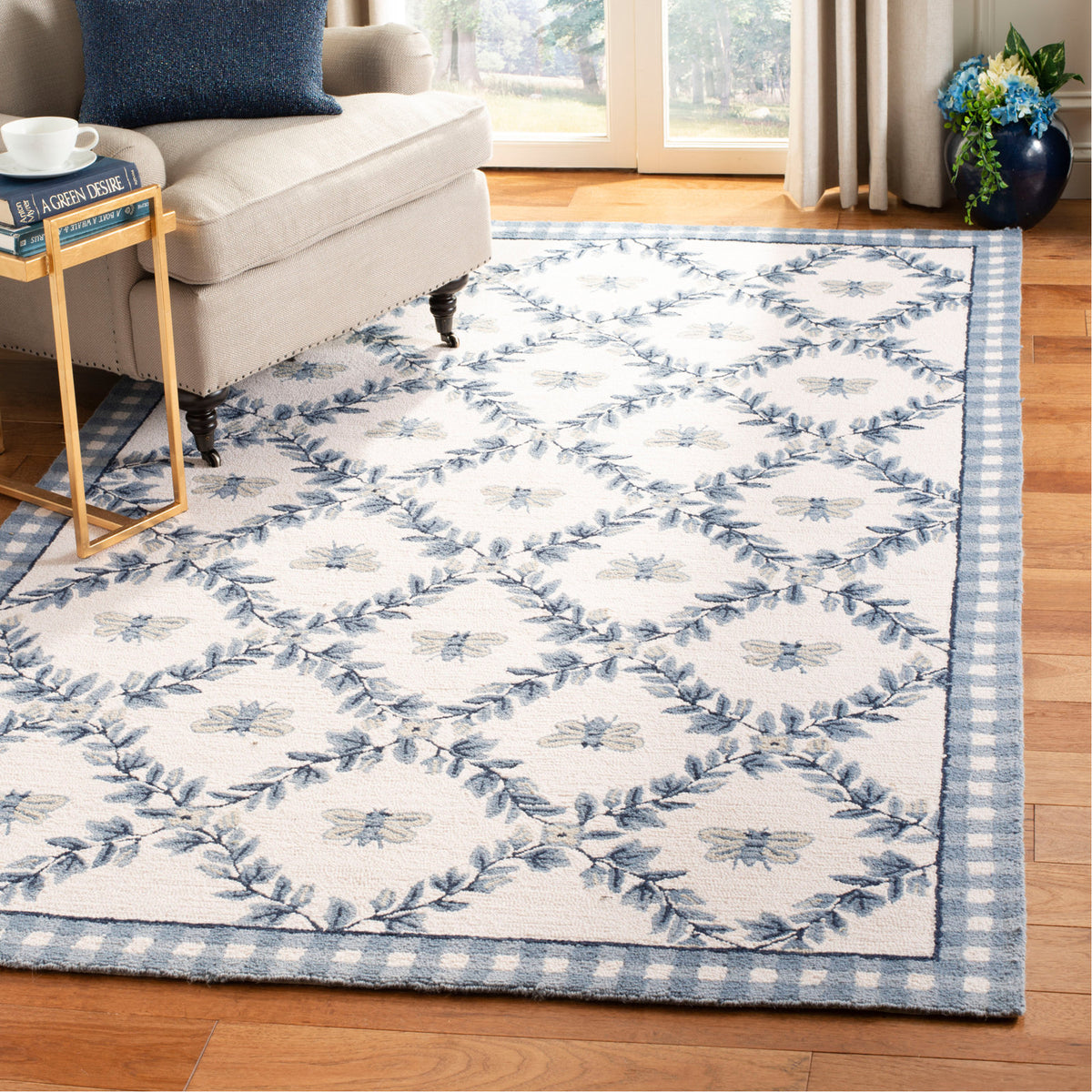 Area Rug, 8 x 10 ft Hand-Hooked Wool with Ivory and Blue Floral Pattern