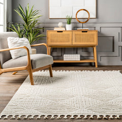Area Rug, 8 x 10 ft, Ivory Geometric with Tassels