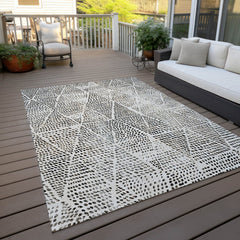 Area Rug, 8' x 10' Rectangle in Ivory Polyester