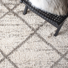 Area Rug, 9 ft x 12 ft in Beige and Gray with Geometric Pattern