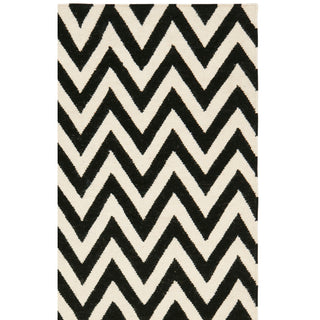 Area Rug, 9 x 12 ft Chevron Wool in Ivory and Black