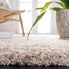 Area Rug, Rectangle 8 ft x 10 ft in Brown and Ivory with Scalloped Edges