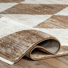 Area Rug with Checkered Pattern in Brown and Beige