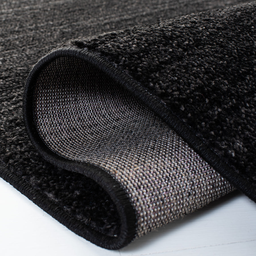 Close up | the pile and finished edge, up close