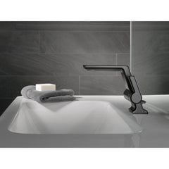 Pivotal Single Hole Bathroom Faucet with Drain Assembly in Matte Black | product photo