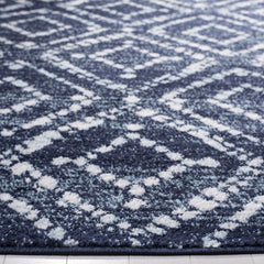 Detail | Close view of the Bremhaus Artro Geometric Performance Rug
