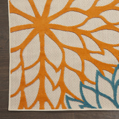 Detail | Close view of the Bremhaus Chwiler Area Rug
