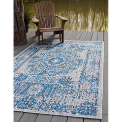 Room | The Bremhaus Melindwr Oriental Area Rug in a styled room