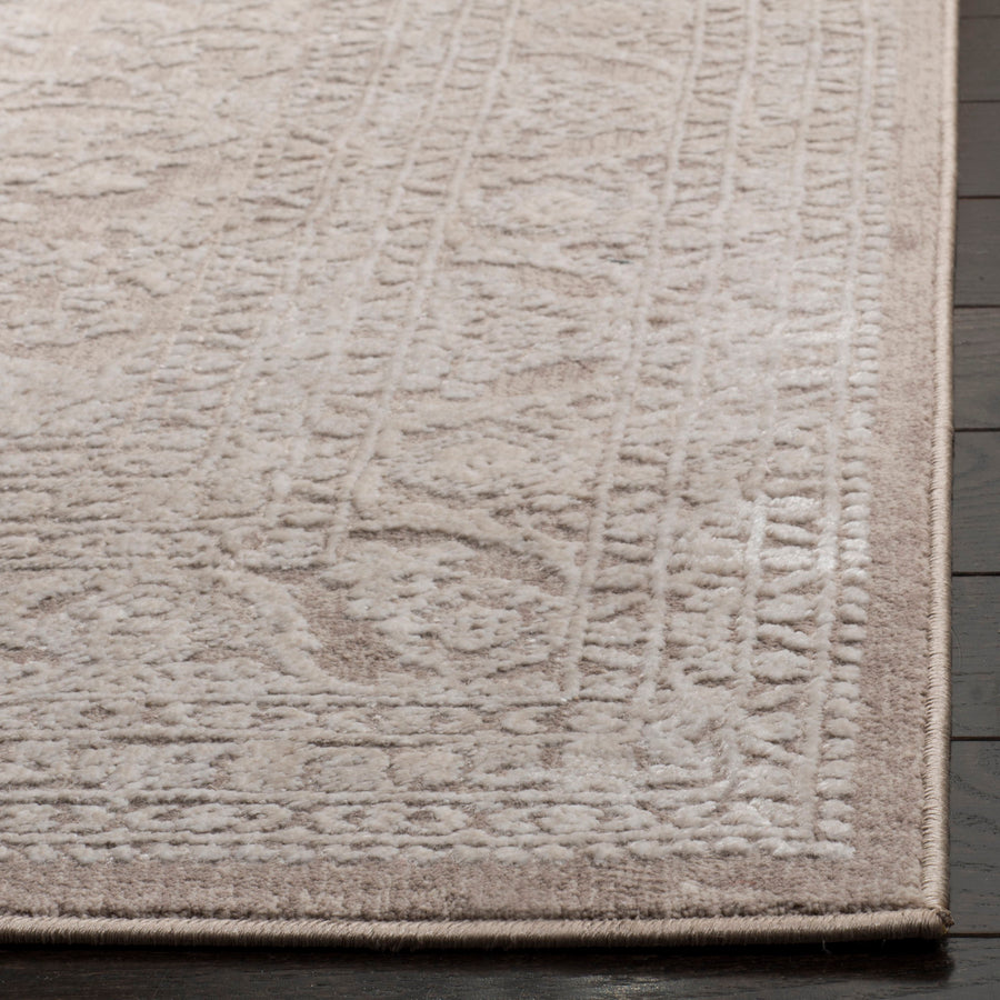 Close up | the pile and finished edge, up close