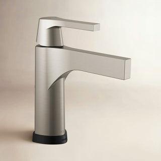 Zura Single Hole Touch2O Bathroom Faucet with Touchless Technology in Stainless