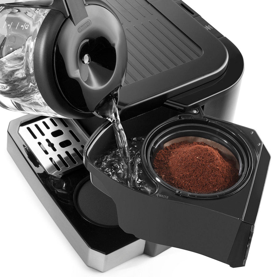 Detail | combo brewer water reservoir pouring into the coffee filter basket