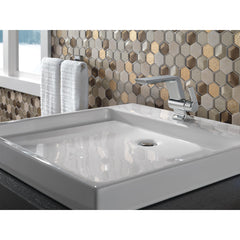 Pivotal Single Hole Bathroom Faucet with Drain Assembly and DIAMOND™ Seal Technology in Chrome | product photo