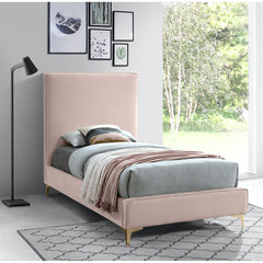 Angle | Three-quarter view of the Grevane Snarravoe Upholstered Platform Bed