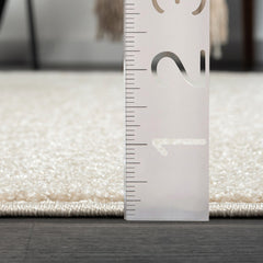 Indoor Area Rug, 7 ft 9 in x 10 ft 2 in with Cream and Beige Pattern