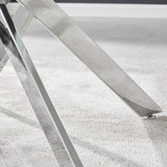 Detail | Close view of the Kolvern Santangelo Glass Dining Table