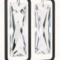 Crystal detail | close view of the faceted crystal battens