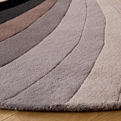 Round Area Rug, 6 Ft, Pink and Beige in Wool