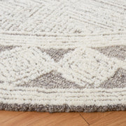 Close up | pile, border and weave detail