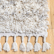 Close up | the pile and finished edge, up close