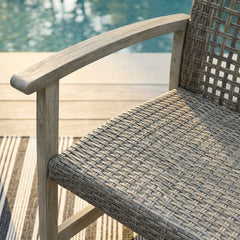 Texture | Close view of the Wulfern Gaidaronisi Wicker Club Chairs